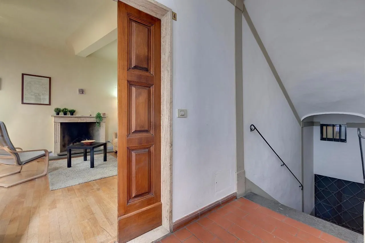 Oriuolo Apartment By Mamo Florencia